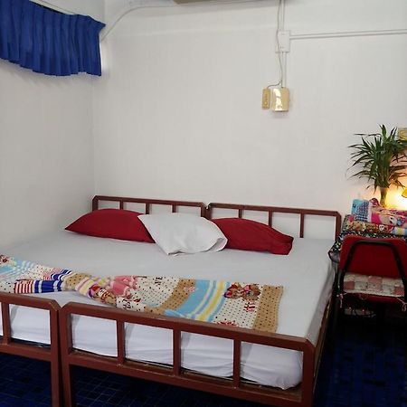 Prasuri Guest House Bangkok Zewnętrze zdjęcie