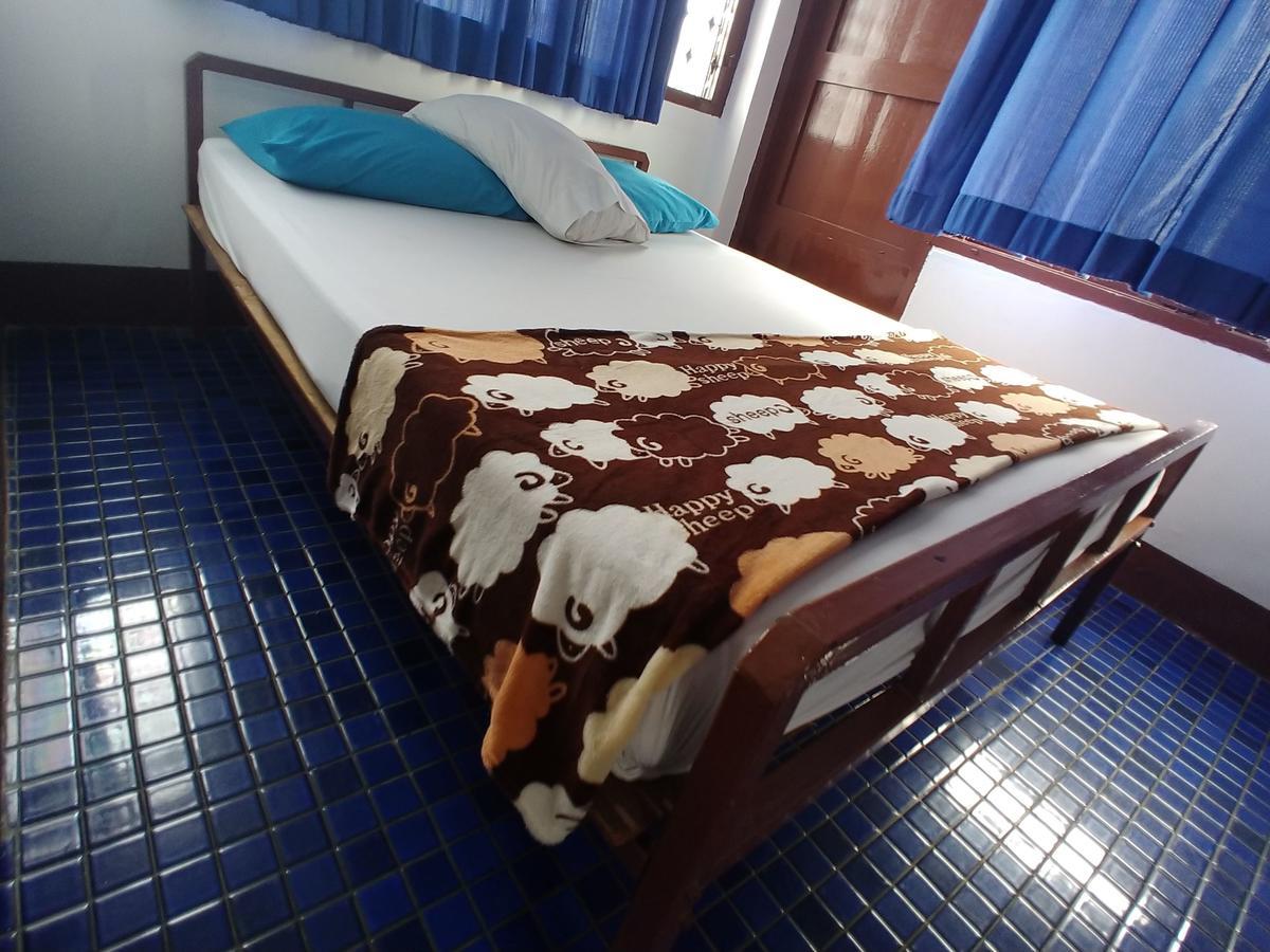 Prasuri Guest House Bangkok Zewnętrze zdjęcie