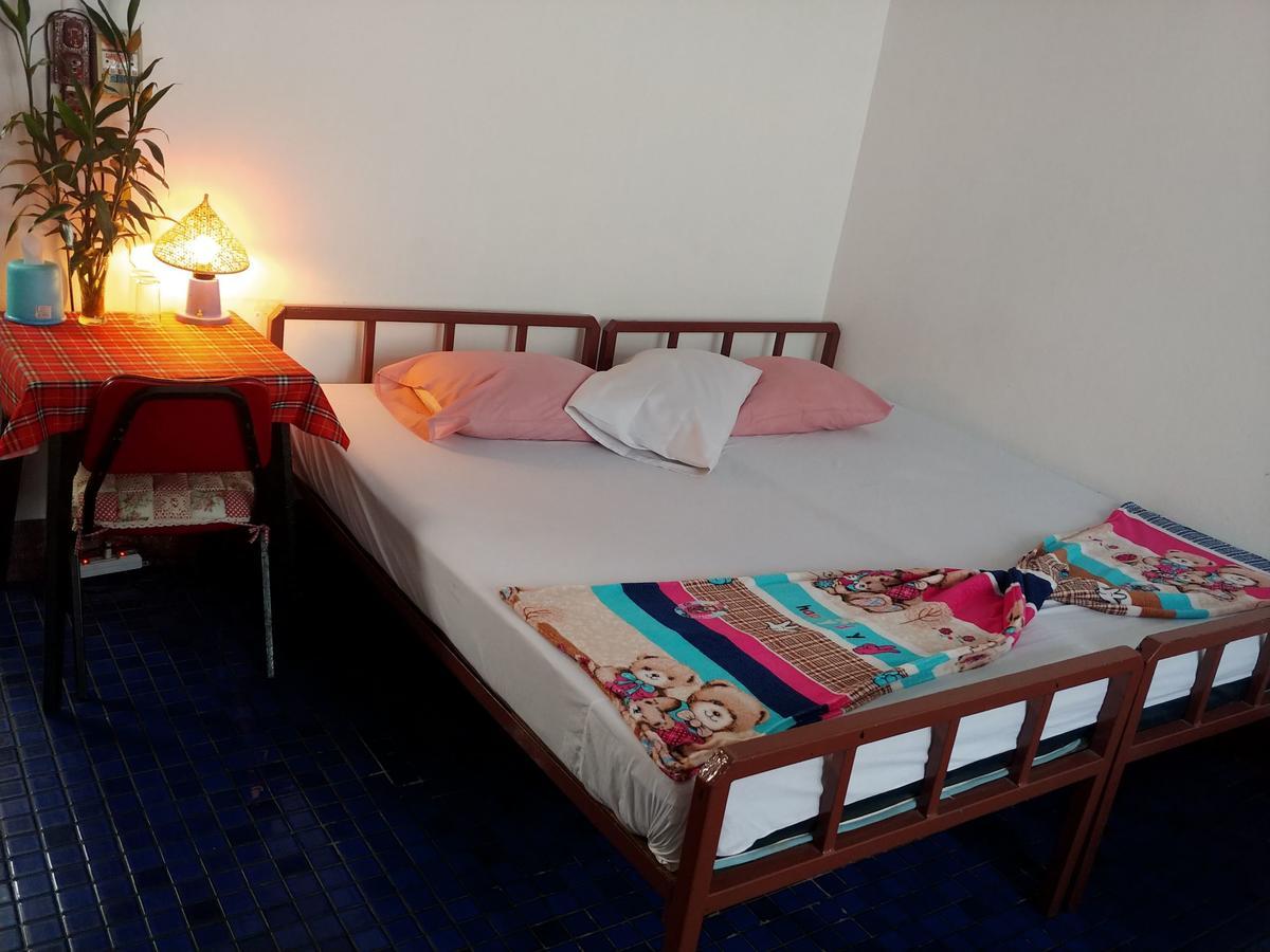 Prasuri Guest House Bangkok Zewnętrze zdjęcie